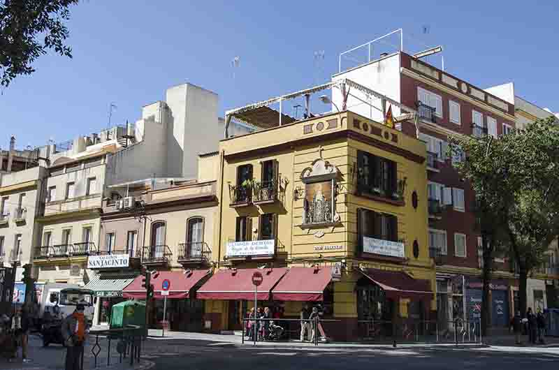 Sevilla 199 - barrio de Triana.jpg